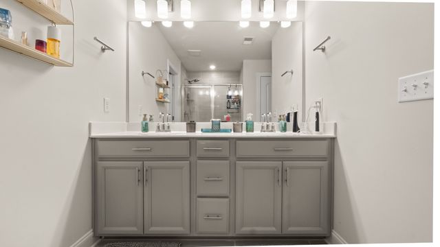 1054 Holland Ridge Way, Lebanon, TN 37090