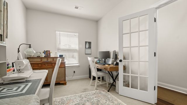 1054 Holland Ridge Way, Lebanon, TN 37090