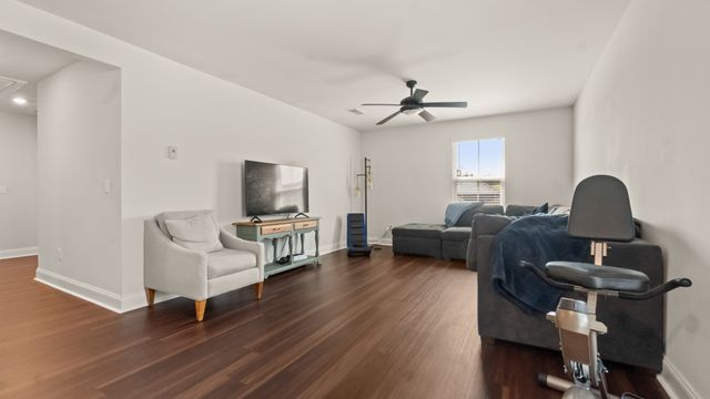 1054 Holland Ridge Way, Lebanon, TN 37090