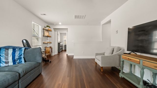 1054 Holland Ridge Way, Lebanon, TN 37090