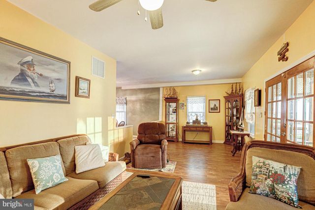 197 N RIVER DR, Pennsville, NJ 08070