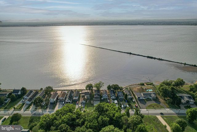 197 N RIVER DR, Pennsville, NJ 08070