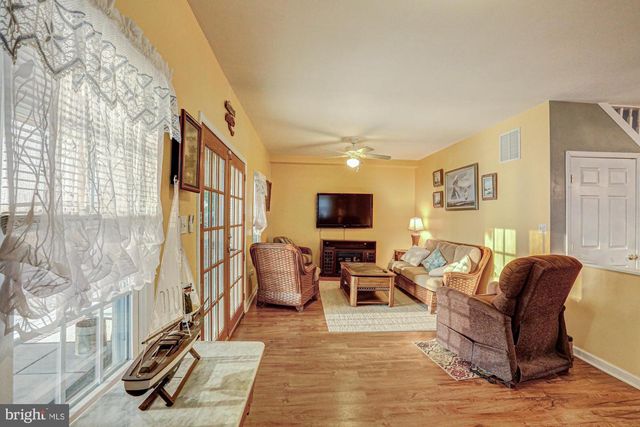 197 N RIVER DR, Pennsville, NJ 08070