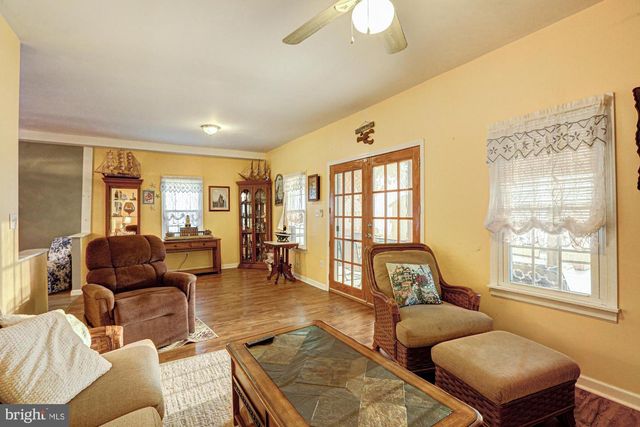 197 N RIVER DR, Pennsville, NJ 08070