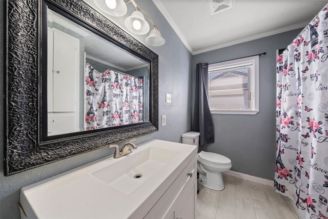 2128 Sunnydell Drive, Waco, TX 76711