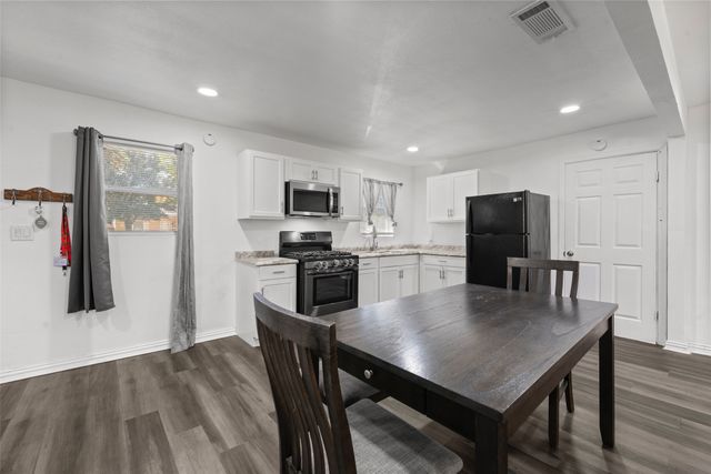 2128 Sunnydell Drive, Waco, TX 76711