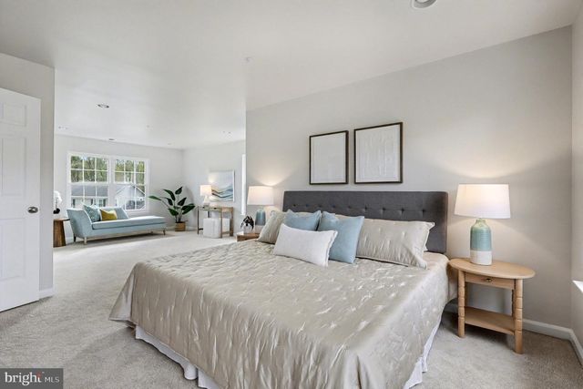 2000 CHITA CT, Temple Hills, MD 20748