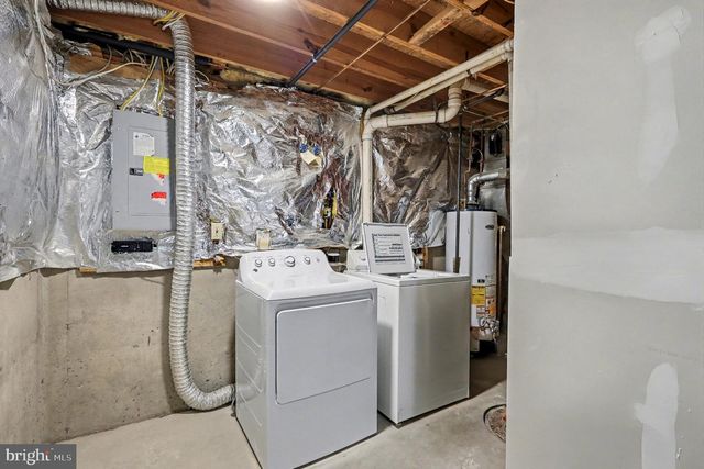 2000 CHITA CT, Temple Hills, MD 20748