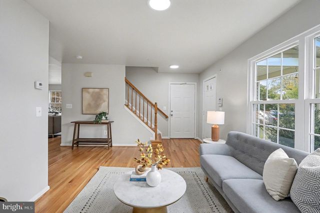 2000 CHITA CT, Temple Hills, MD 20748