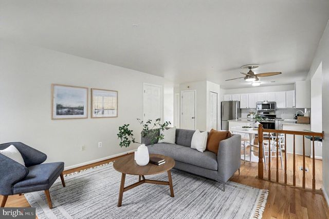 2000 CHITA CT, Temple Hills, MD 20748