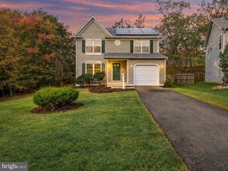 2000 CHITA CT, Temple Hills, MD 20748