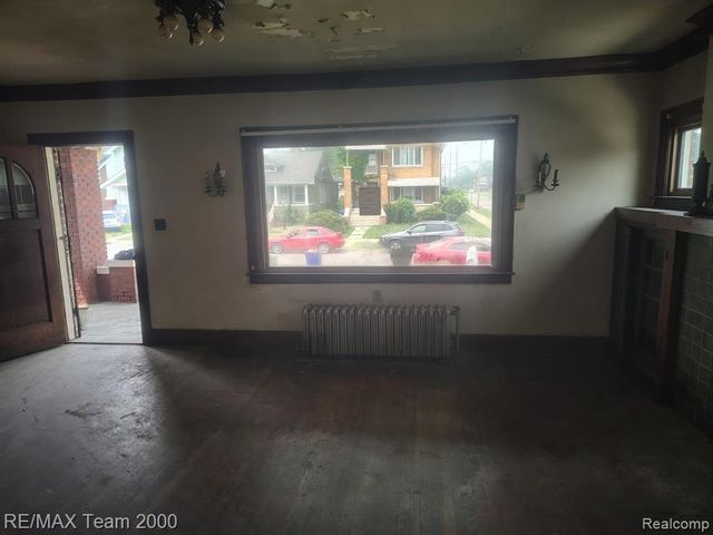 5501 Pacific Street, Detroit, MI 48204