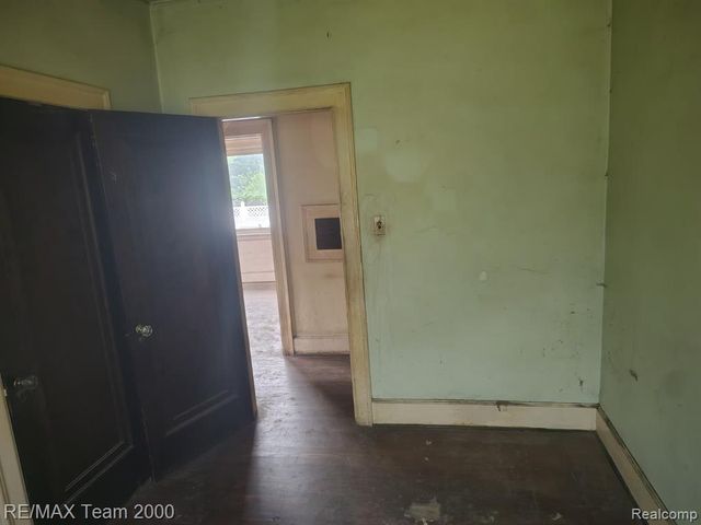 5501 Pacific Street, Detroit, MI 48204