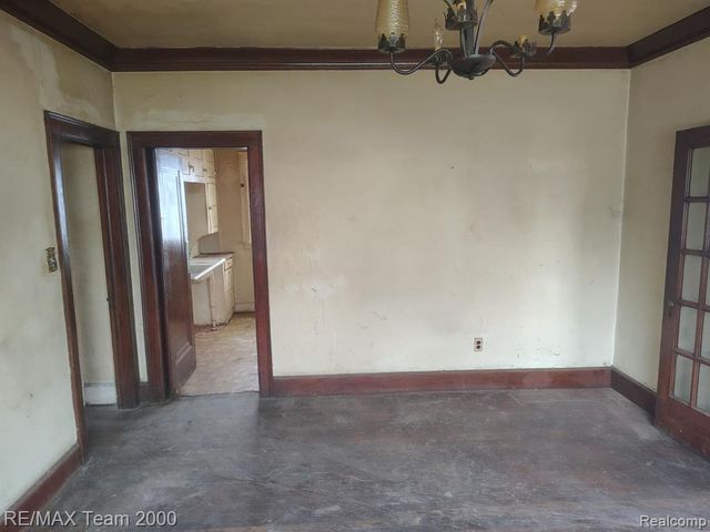 5501 Pacific Street, Detroit, MI 48204