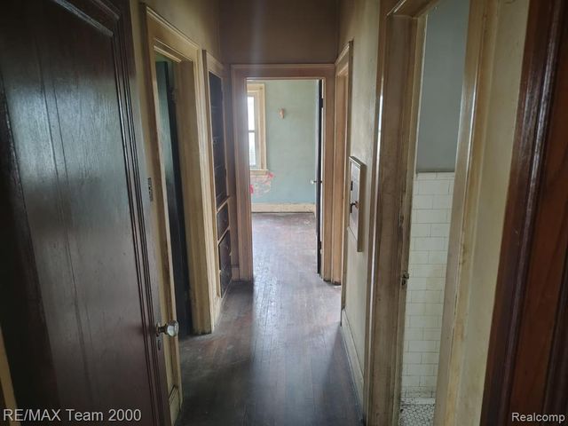 5501 Pacific Street, Detroit, MI 48204
