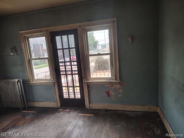 5501 Pacific Street, Detroit, MI 48204