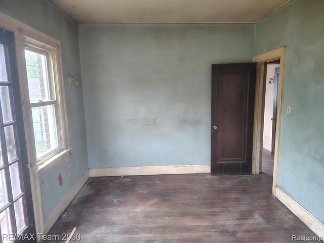 5501 Pacific Street, Detroit, MI 48204