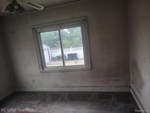 5501 Pacific Street, Detroit, MI 48204