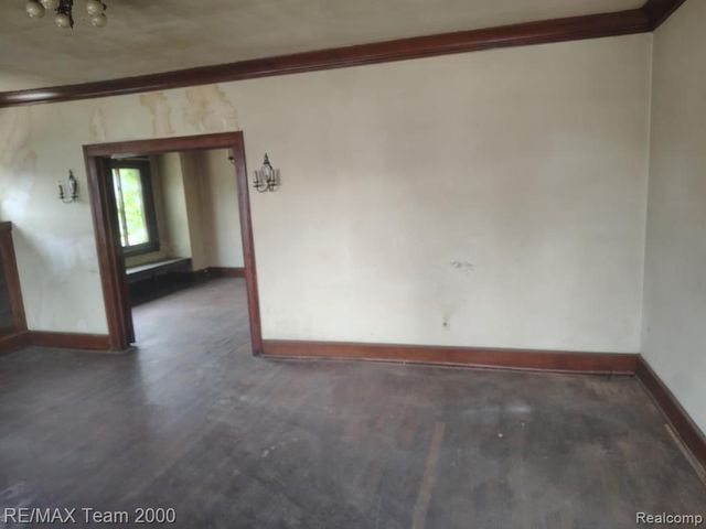 5501 Pacific Street, Detroit, MI 48204