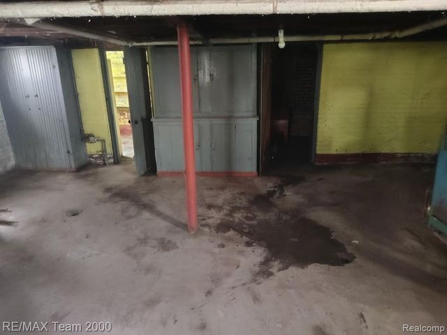 5501 Pacific Street, Detroit, MI 48204