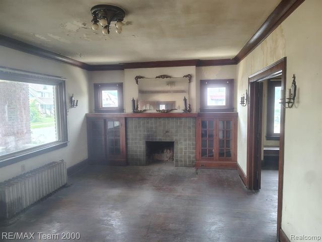 5501 Pacific Street, Detroit, MI 48204
