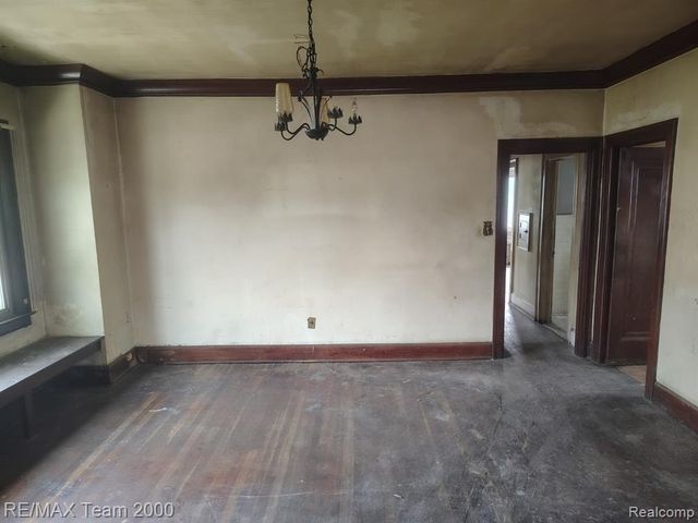5501 Pacific Street, Detroit, MI 48204