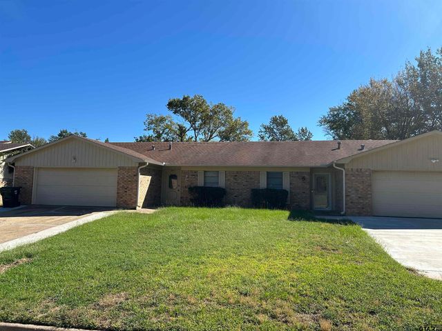 7312 Hollyoak Dr., Tyler, TX 75703