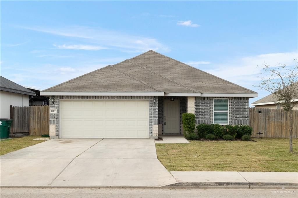1607 Las Palmas Avenue, Hidalgo, TX 78557
