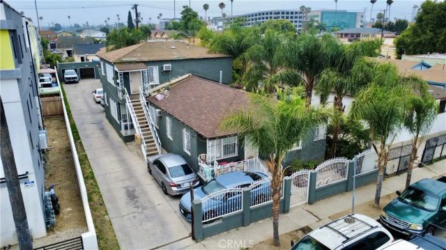 840 W 81st, Los Angeles, CA 90044