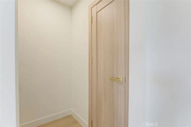9512 Via Venezia, Burbank, CA 91504