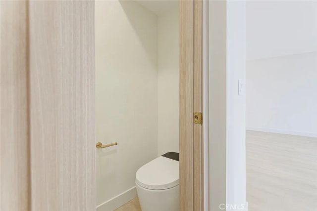 9512 Via Venezia, Burbank, CA 91504