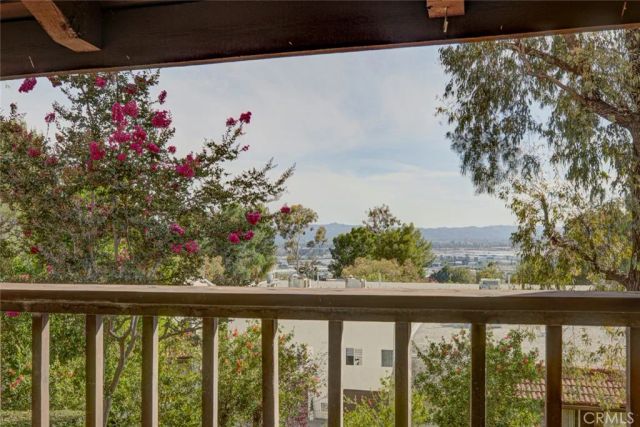 9512 Via Venezia, Burbank, CA 91504