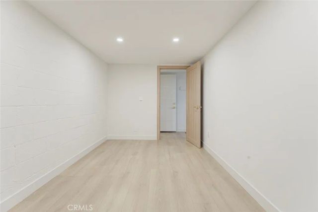 9512 Via Venezia, Burbank, CA 91504