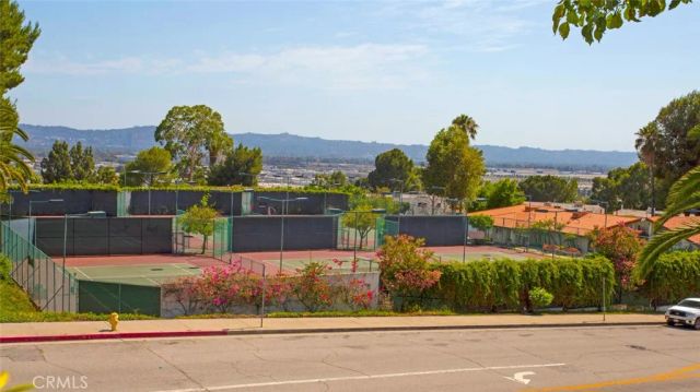 9512 Via Venezia, Burbank, CA 91504