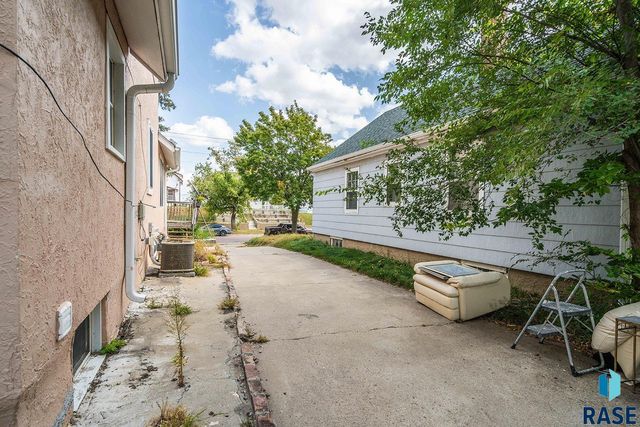 919 N Dakota Ave Avenue, Sioux Falls, SD 57104