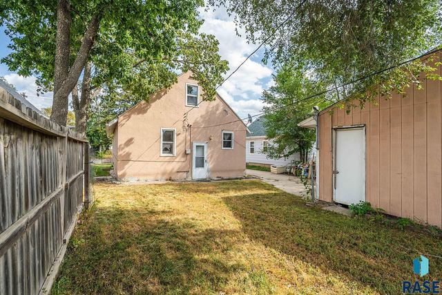 919 N Dakota Ave Avenue, Sioux Falls, SD 57104