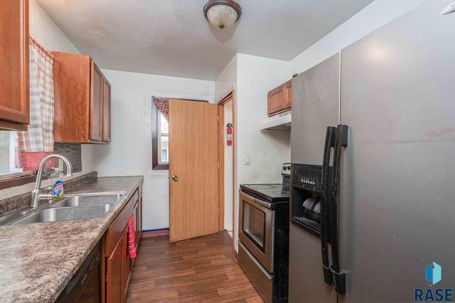 919 N Dakota Ave Avenue, Sioux Falls, SD 57104