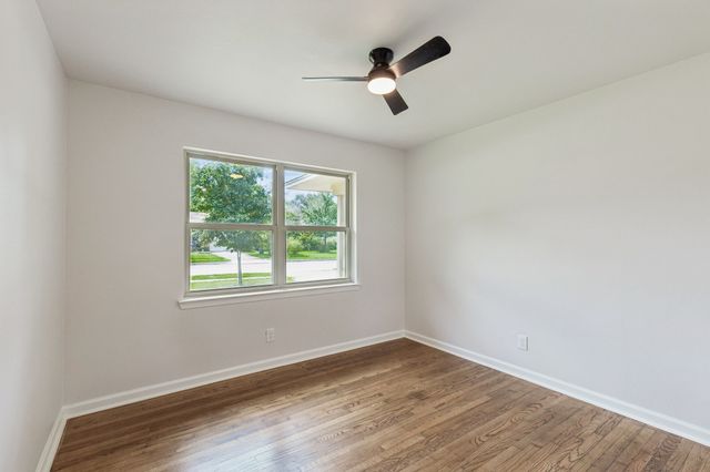 1429 Buena Vista Street, Mesquite, TX 75149