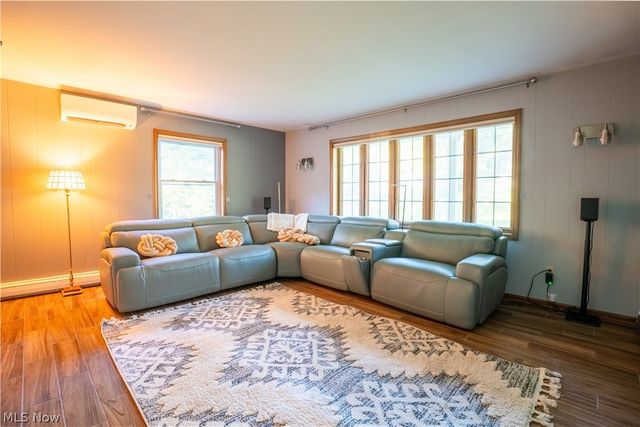 110 Berkshire Road, Elyria, OH 44035