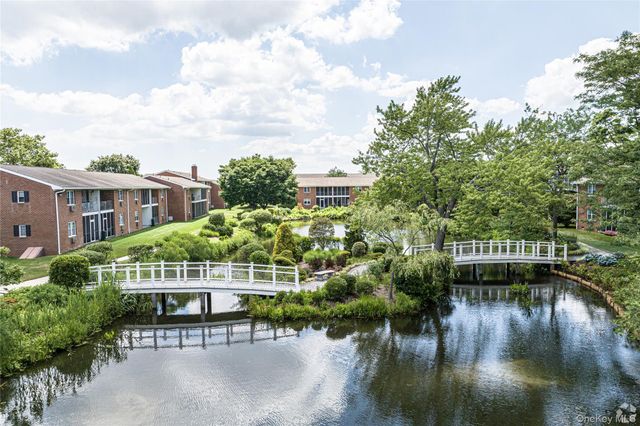 346 Captians Drive, West Babylon, NY 11704