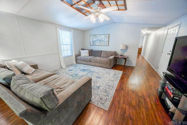 74 Rocky Ridge, Higden, AR 72067