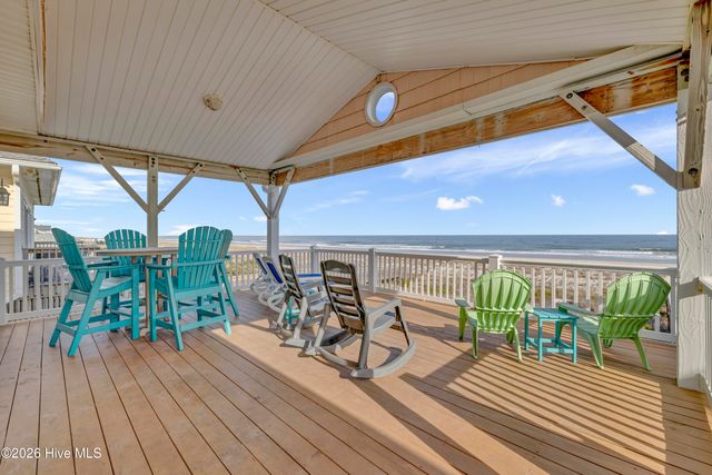 709 Ocean Boulevard, Holly Ridge, NC 28445