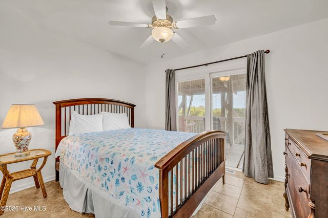 709 Ocean Boulevard, Holly Ridge, NC 28445