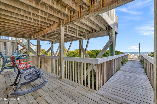 709 Ocean Boulevard, Holly Ridge, NC 28445