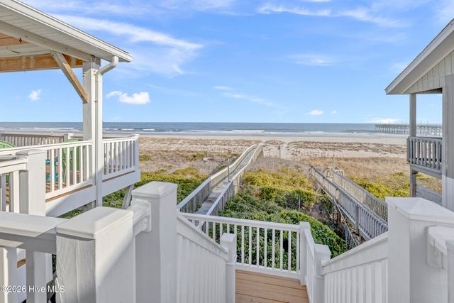 709 Ocean Boulevard, Holly Ridge, NC 28445