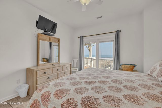 709 Ocean Boulevard, Holly Ridge, NC 28445