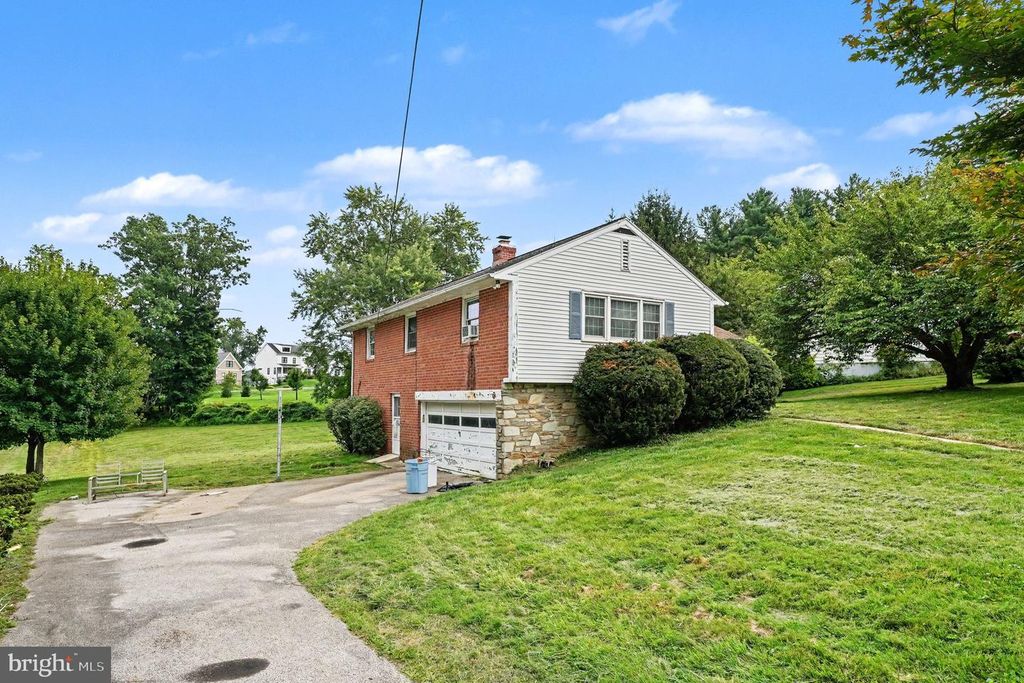 8403 NEWBOLD LN, LAVEROCK, PA 19038 — photo 2