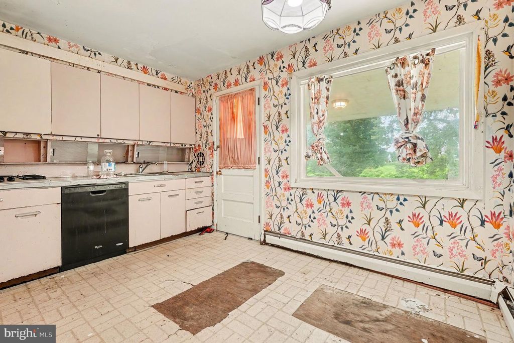 8403 NEWBOLD LN, LAVEROCK, PA 19038 — photo 5