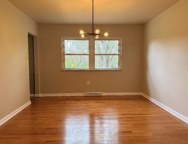 428 Fort Henry Drive, Fort Wright, KY 41011