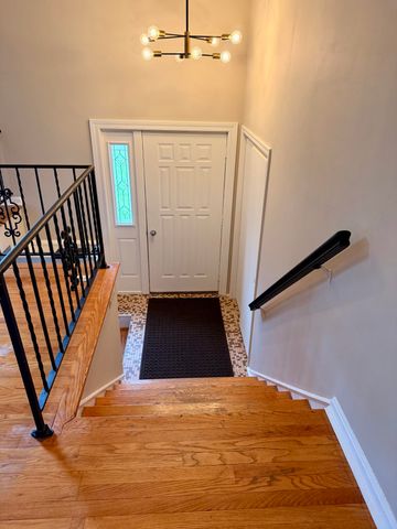 428 Fort Henry Drive, Fort Wright, KY 41011